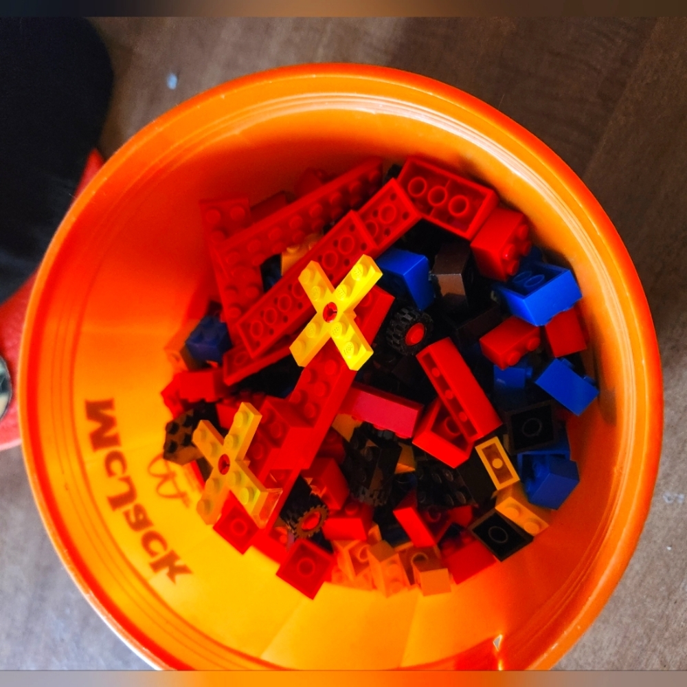 Lot of loose legos